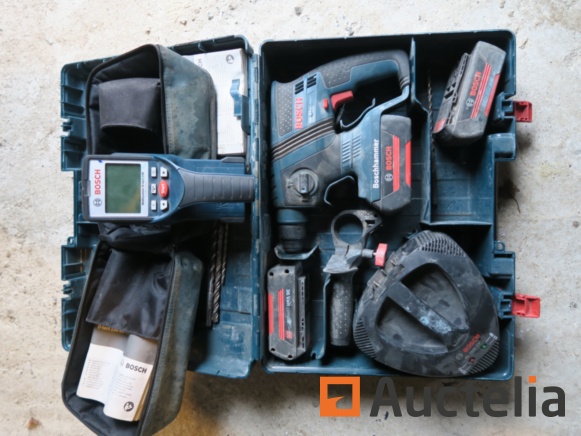 Bosch drill online wall