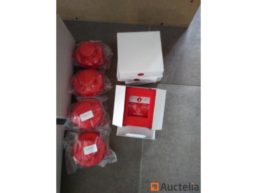 Central for smoke outlet, fire boxes, smoke detectors Construction