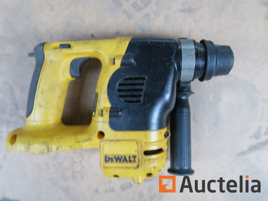 Dewalt dc212 sds hammer drill hot sale