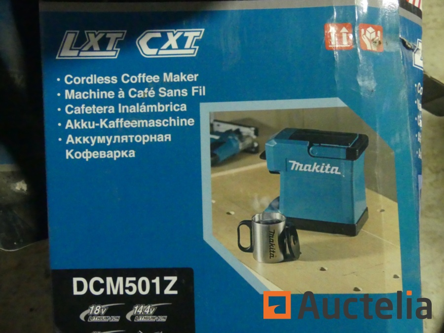 Coffee machine on battery Makita DCM501Z