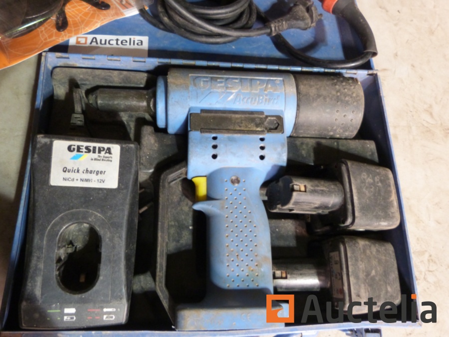Hilti ST 1800 screwdriver on batteries and Gesipa Riveter Construct