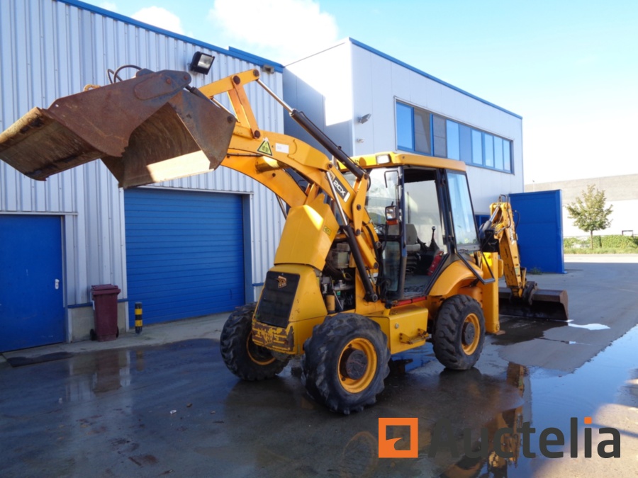 JCB 2CX Loading Excavator used at auction - Auctelia