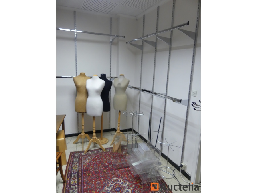 Mannequins, coat racks, shelves - Models - auctelia.com