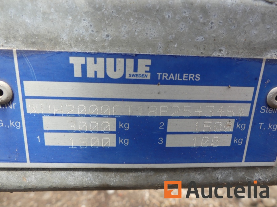 Trailer Thule with boat Wellcraft Excell 23 SE Boats auctelia