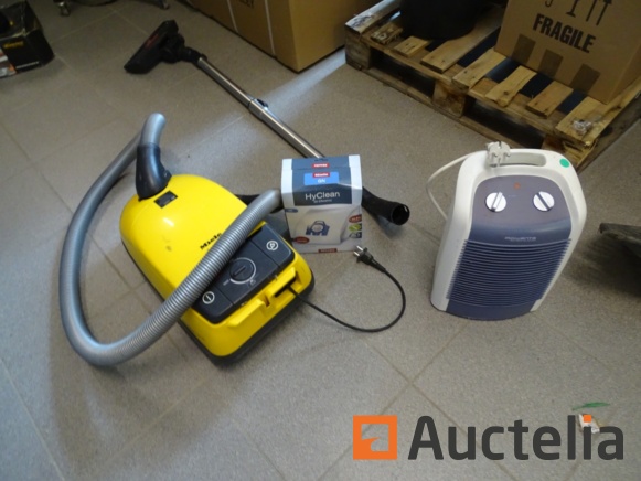 Aspirateur Miele Sunshine avec 1 bo te neuve de 4 sacs et 2