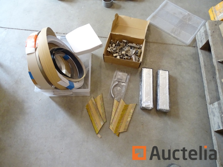 Cerniera Originale Per Congelatore Whirlpool – Ricambio Semboutique Riferimento 480132102561 Per Modello WH5000 - 4
