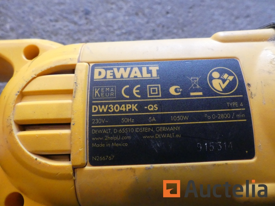 Scie sabre Dewalt DW304PK